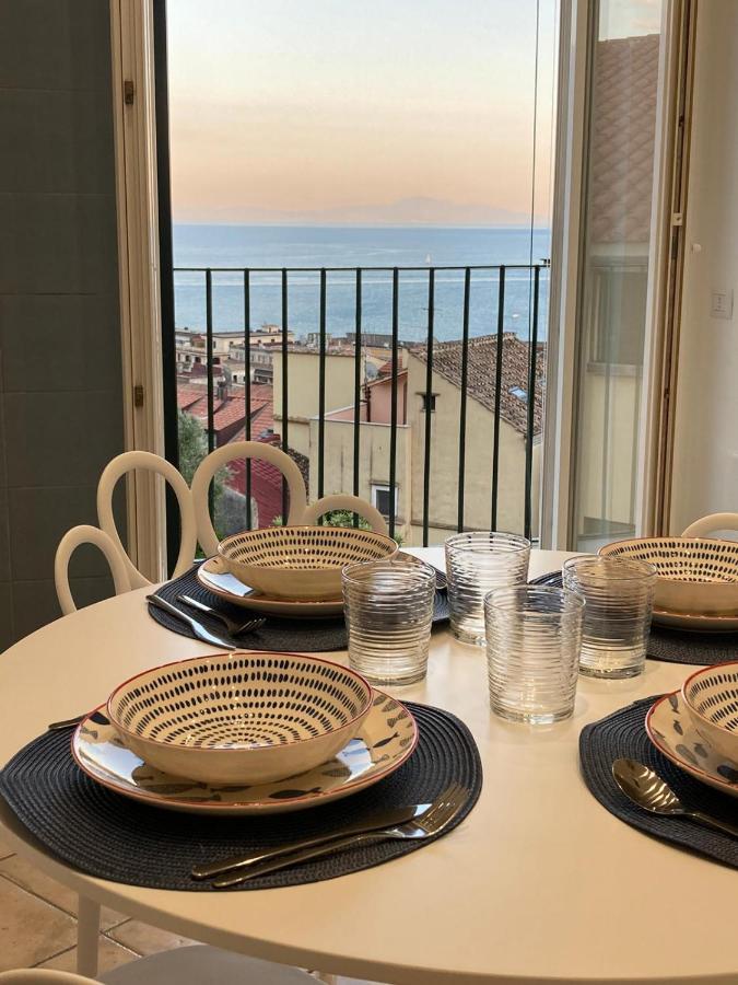 Tutta Un'Altra Vista Appartement Salerno Buitenkant foto
